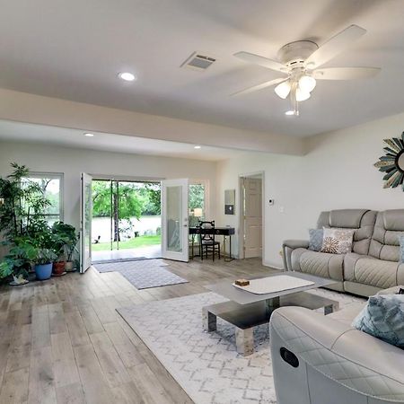 Kingwood Cottage - 10 Mins From Iah - Lake Front همبل المظهر الخارجي الصورة