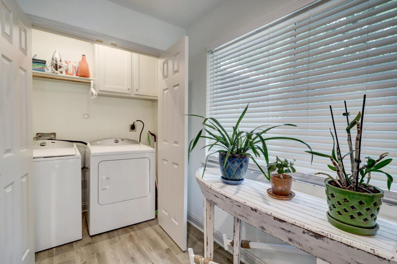 Kingwood Cottage - 10 Mins From Iah - Lake Front همبل المظهر الخارجي الصورة