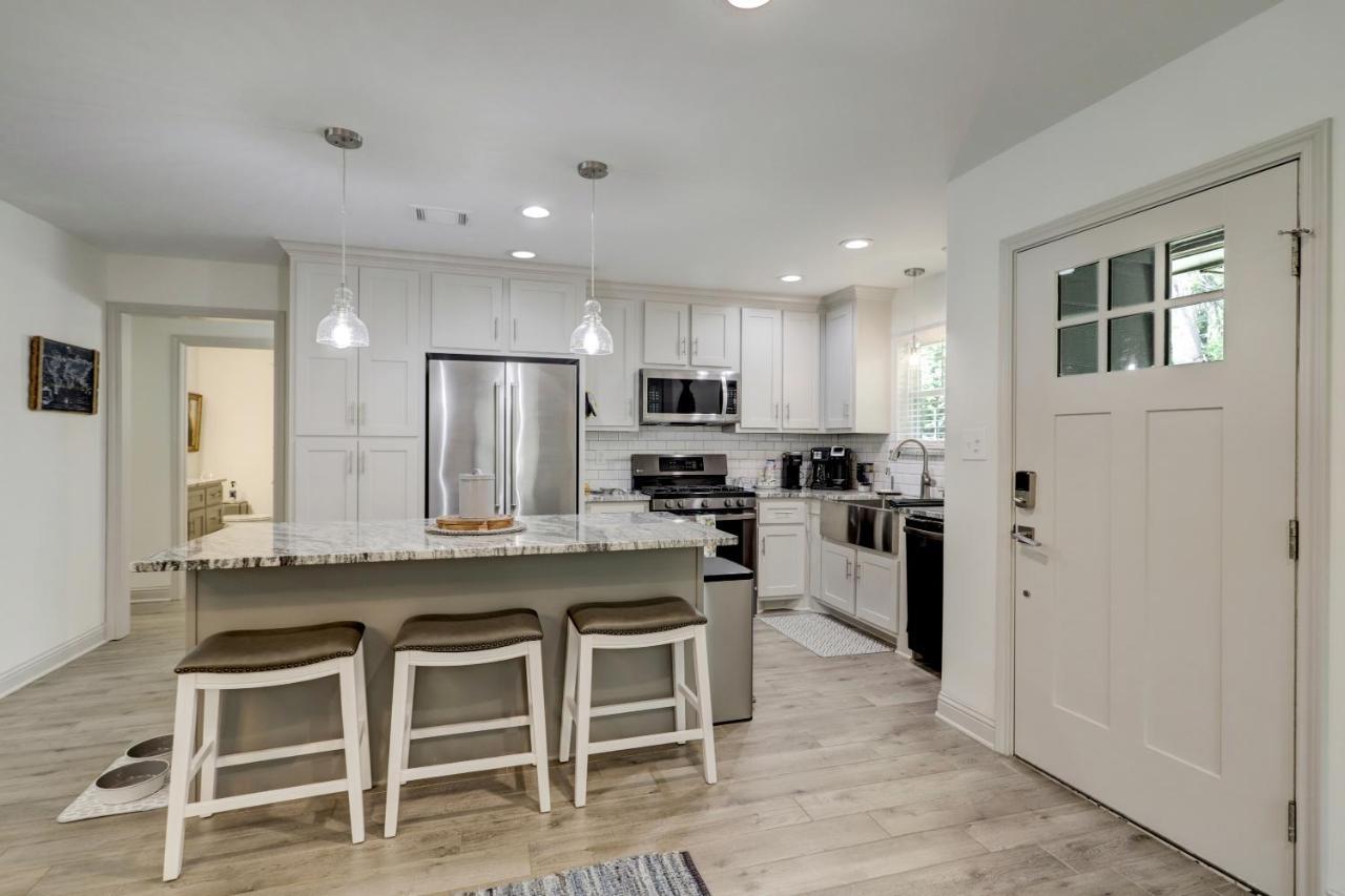 Kingwood Cottage - 10 Mins From Iah - Lake Front همبل المظهر الخارجي الصورة